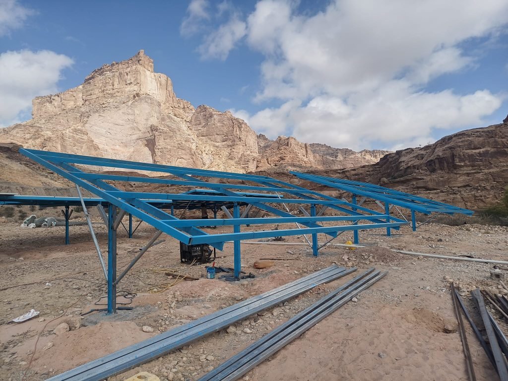 قاعدة الواح طاقة شمسية